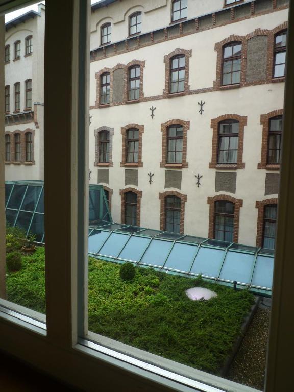 Academus Pub & Guest House Wroclaw Oda fotoğraf