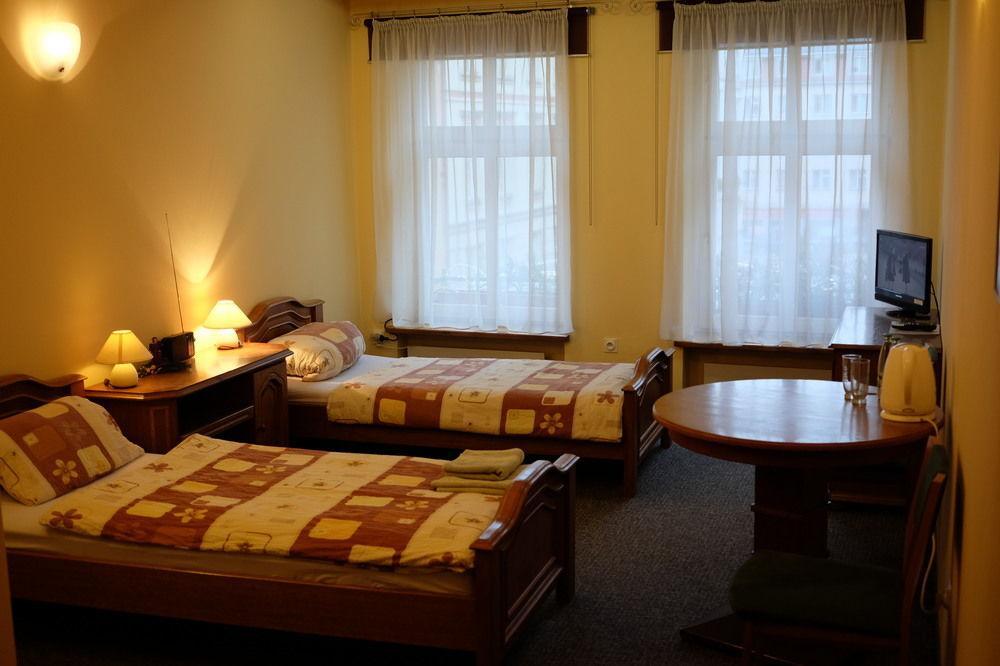 Academus Pub & Guest House Wroclaw Dış mekan fotoğraf