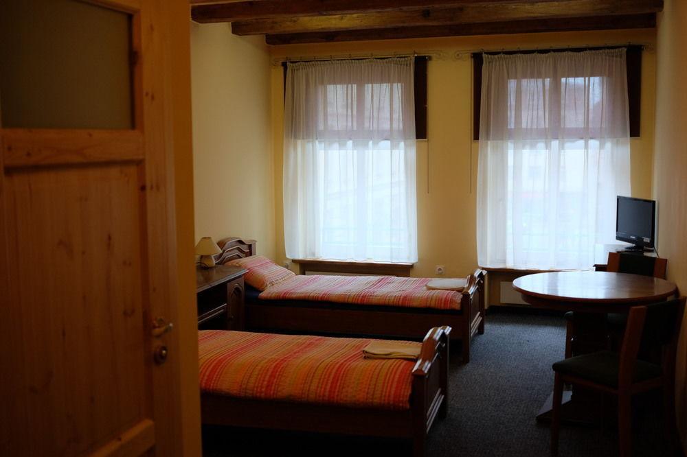Academus Pub & Guest House Wroclaw Dış mekan fotoğraf