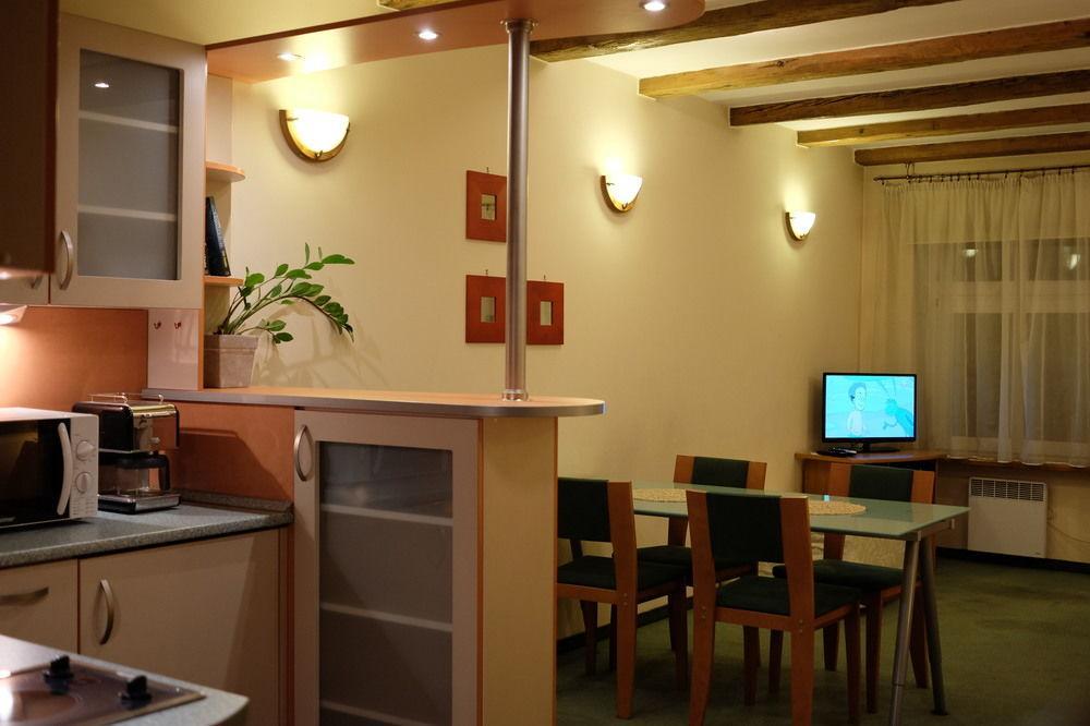 Academus Pub & Guest House Wroclaw Dış mekan fotoğraf