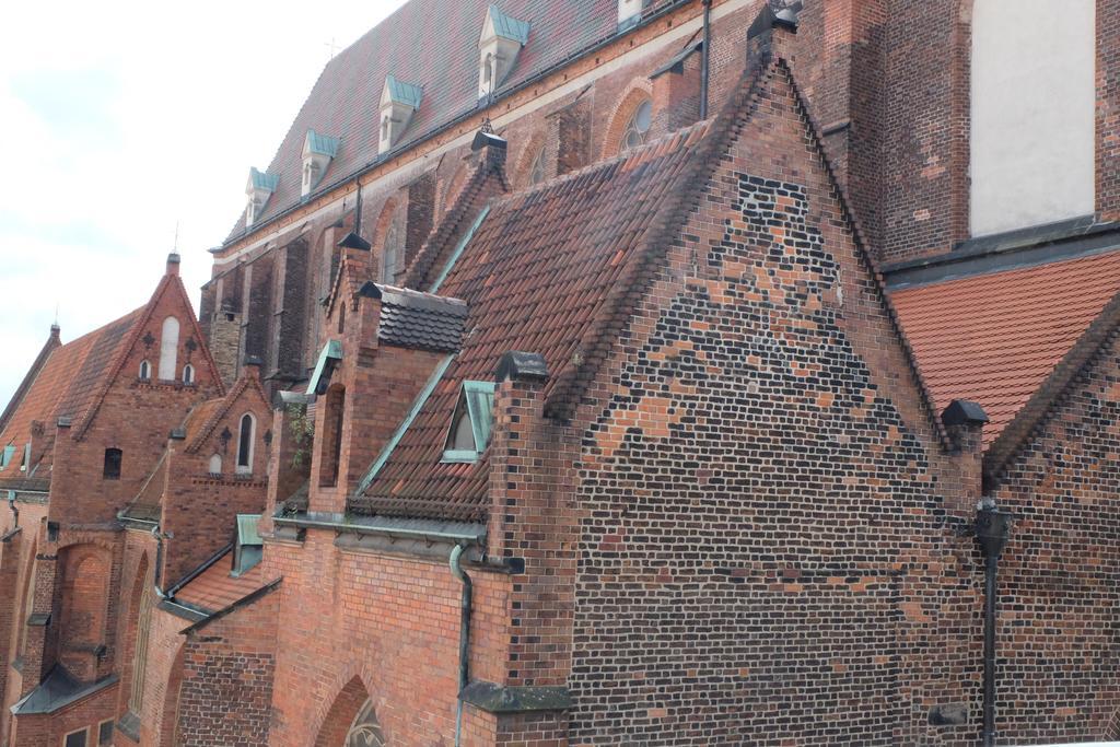 Academus Pub & Guest House Wroclaw Dış mekan fotoğraf